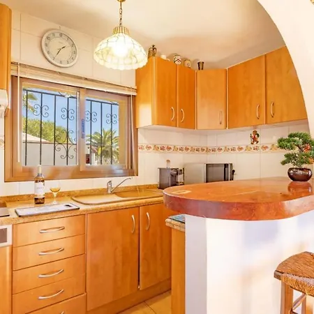 Canary - Plusholidays Villa *
